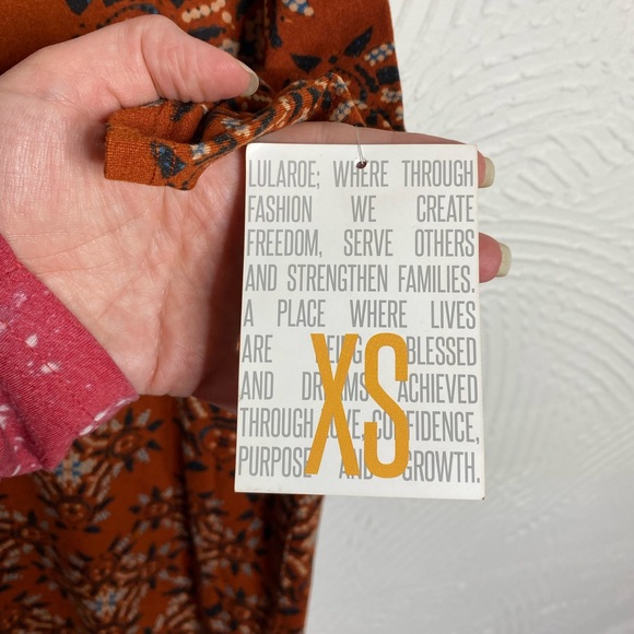 Lularoe Irma XS tunic maroon design - Picture 5 of 7